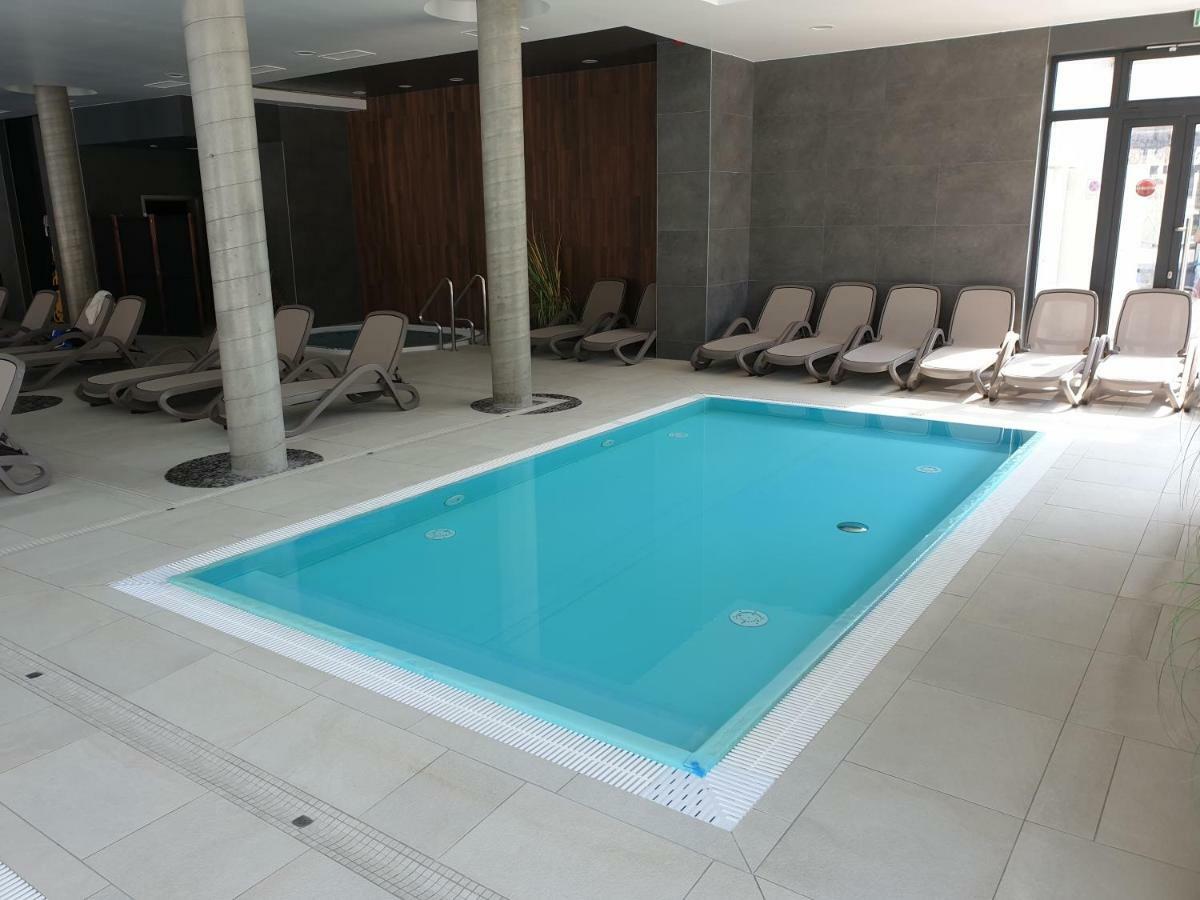 Apartament Z Basenem Laura Polanki Park Appartement Kołobrzeg Buitenkant foto
